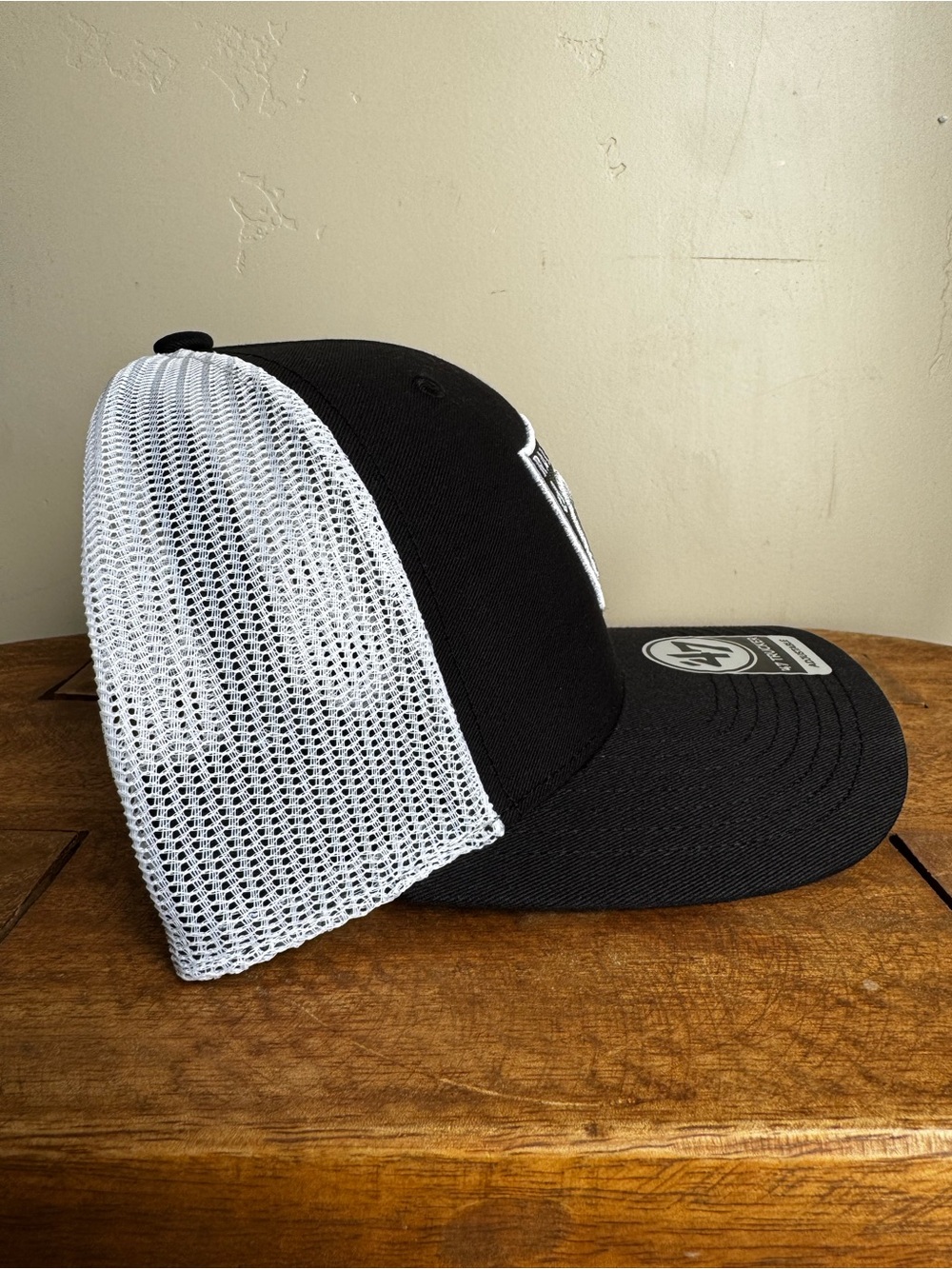 Hat Image Subcategory Classification - Picture 4 of 9